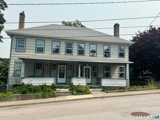 Building Photo - 18 Spicer Ave
