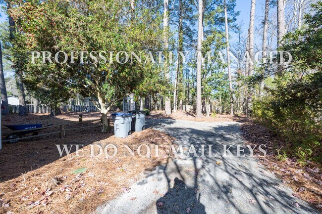 Building Photo - 2912 Ridgecrest Dr