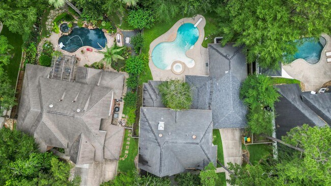 Building Photo - 34 Candle Pine Pl