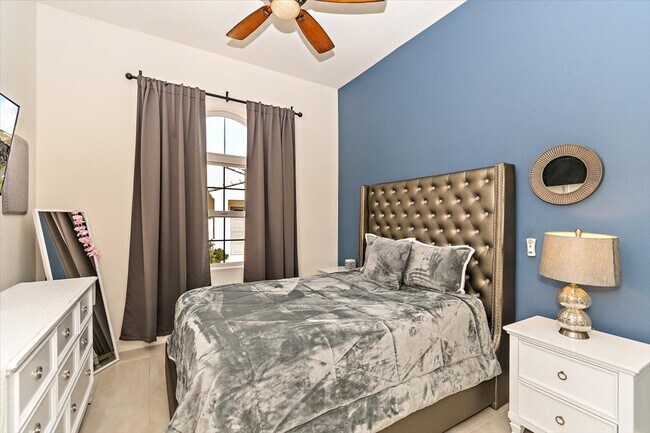 Building Photo - 80788 Via Puerta Azul