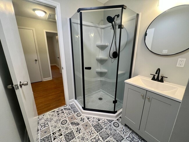 Building Photo - Lovely 3 Bedroom / 2 Bathroom Renovated Ranch Home for Rent