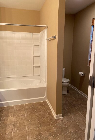 Building Photo - 1545 Brompton Ln