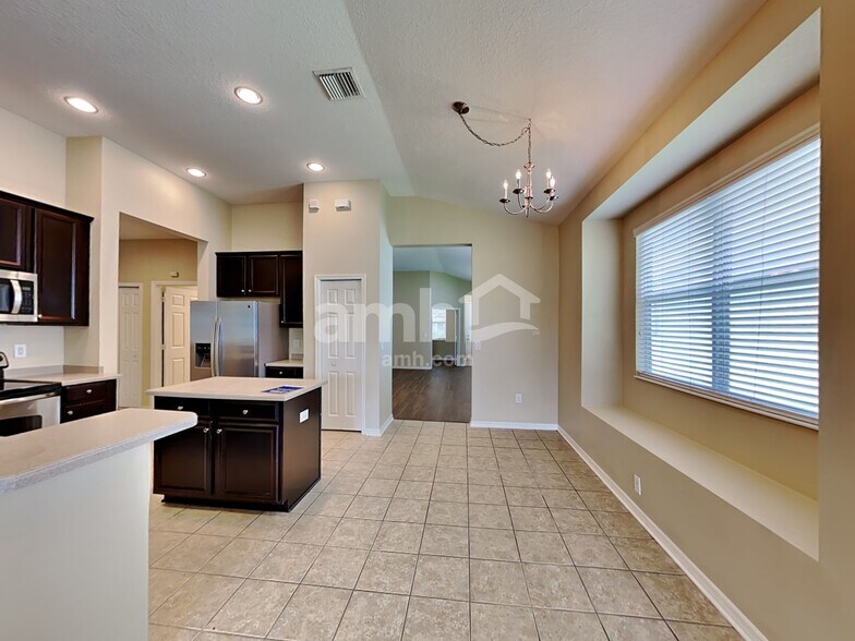 Building Photo - 8109 Sequester Loop