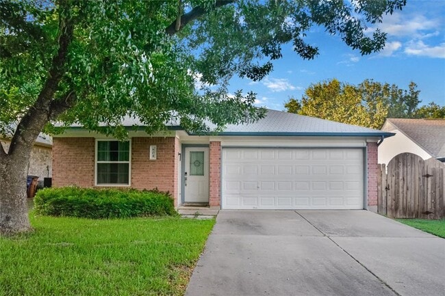 Building Photo - 804 Kavanagh Dr
