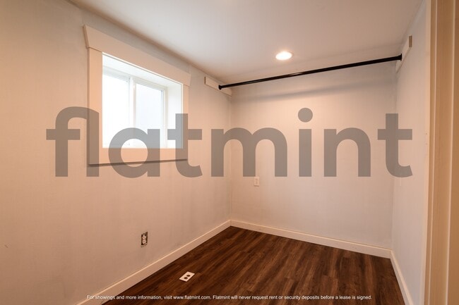 Building Photo - 8520 13th Ave NW