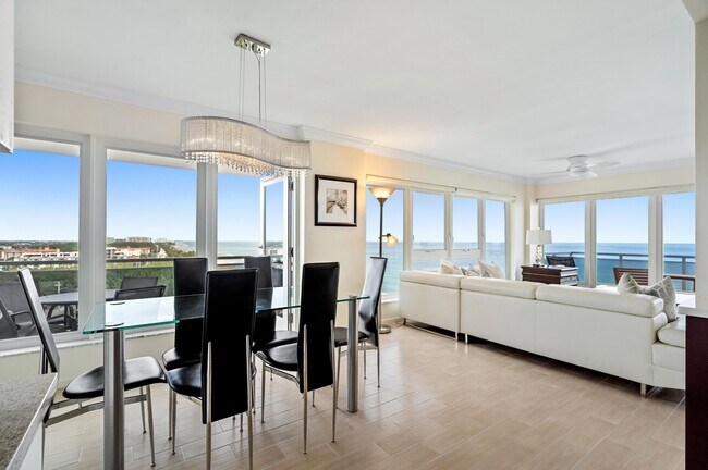 Building Photo - 2066 N Ocean Blvd