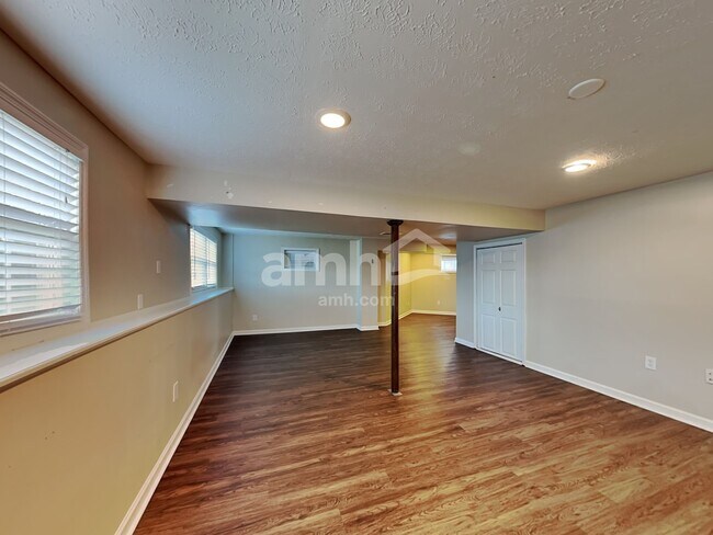 Building Photo - 10418 Antietam Rdg