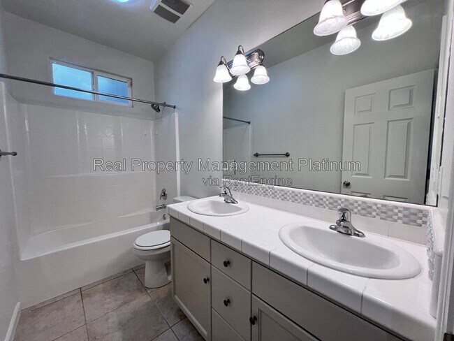Building Photo - 4121 Chessa Ln