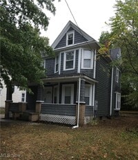 Building Photo - 661 Sumner St