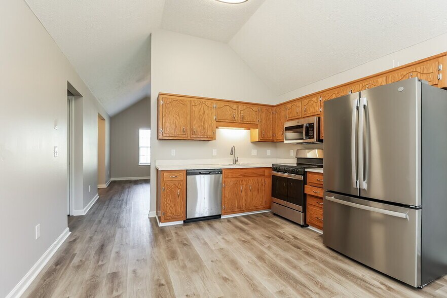 Building Photo - 2718 Lincoya Dr