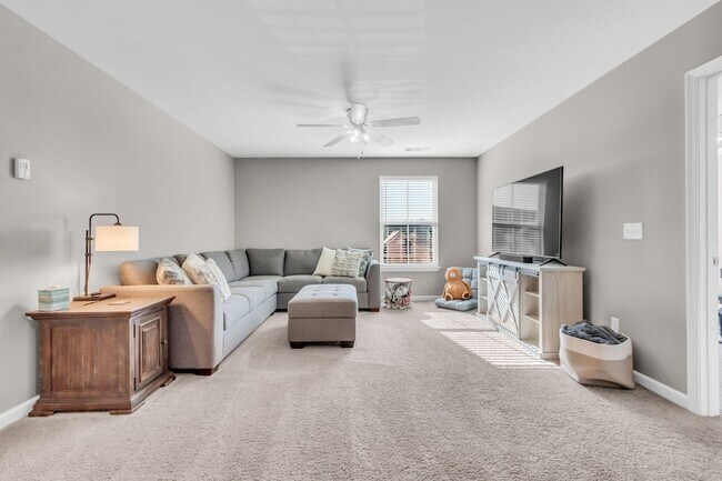 Building Photo - 6930 Wellsford Ln