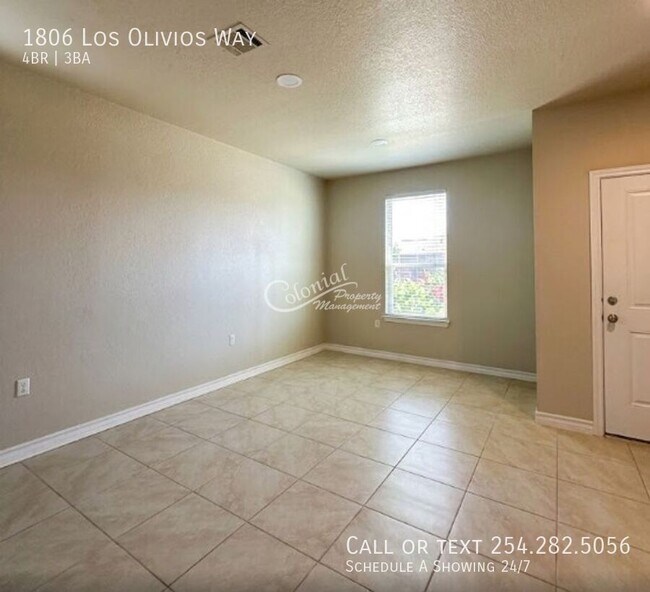 Building Photo - 1806 Los Olivios Wy