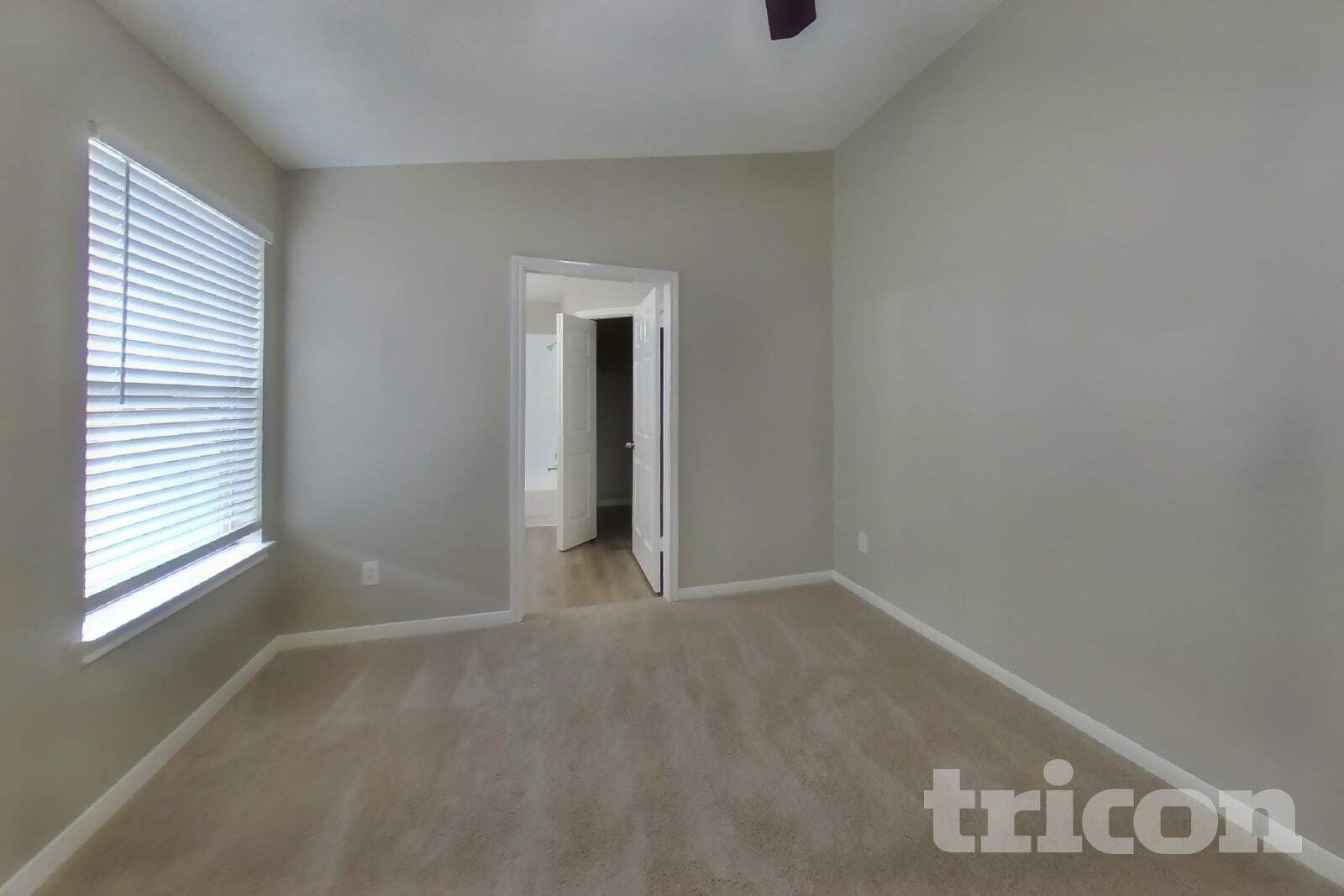 Building Photo - 3215 Boynton Dr