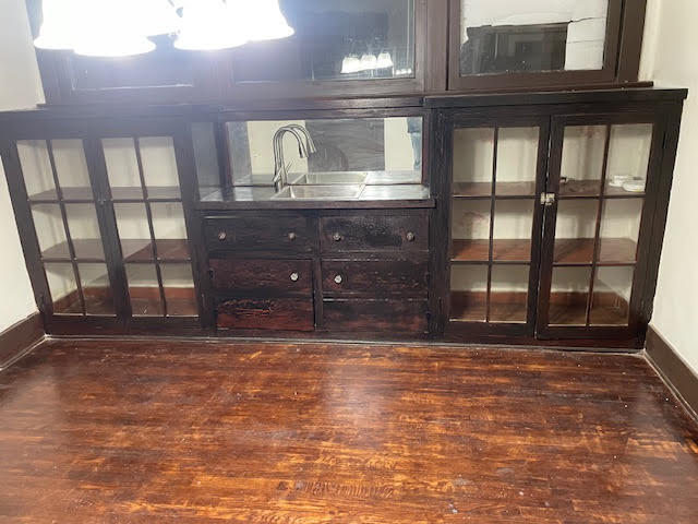 Kitchen 3 - 405 Toledo St