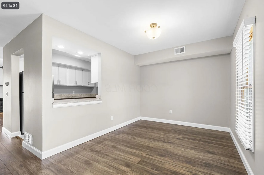 Dining room - 3480 Ostrander Rd