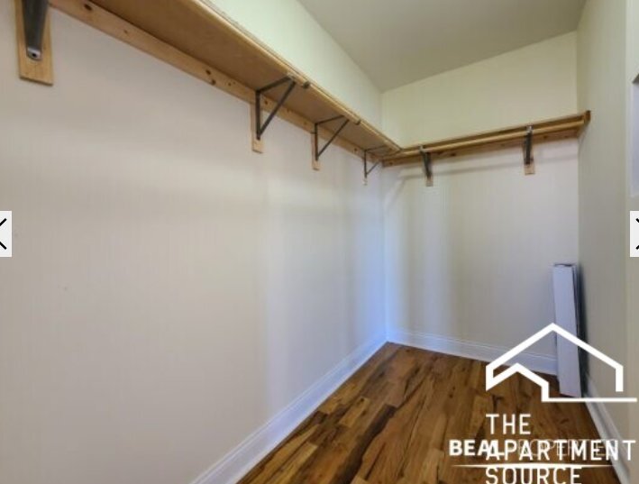 Building Photo - 818 W Diversey Pkwy