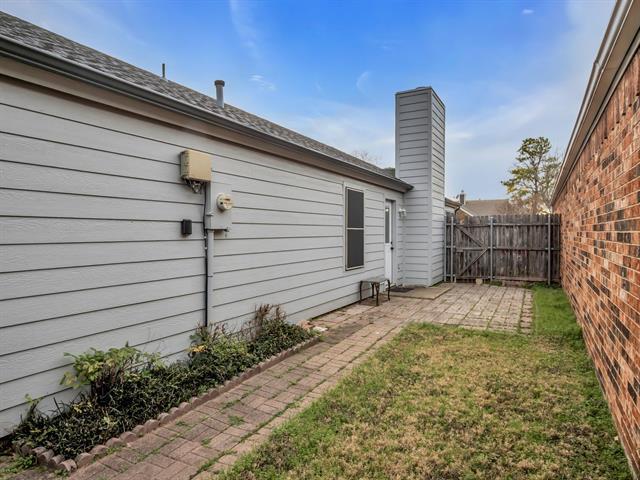 Building Photo - 2806 Harvest Lake Dr