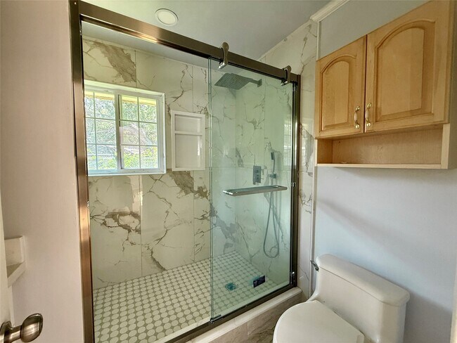 Building Photo - 5215 Cheena Dr
