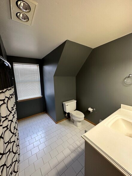 Building Photo - 6308 Bryant Ct