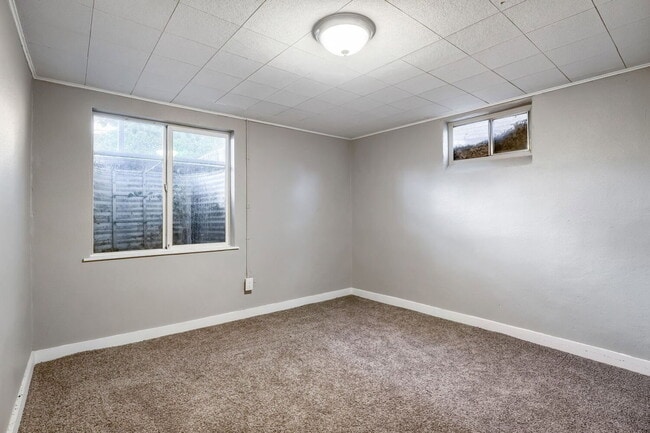 Building Photo - 1701 Lima St