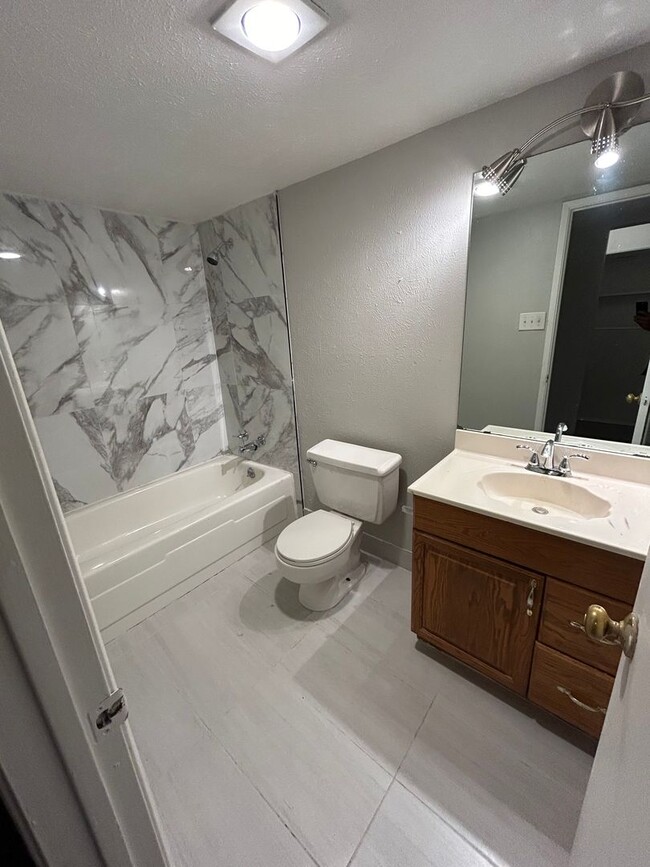Building Photo - A hassle-free lifestyle