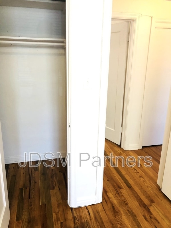 Building Photo - 3735 E 13th Ave