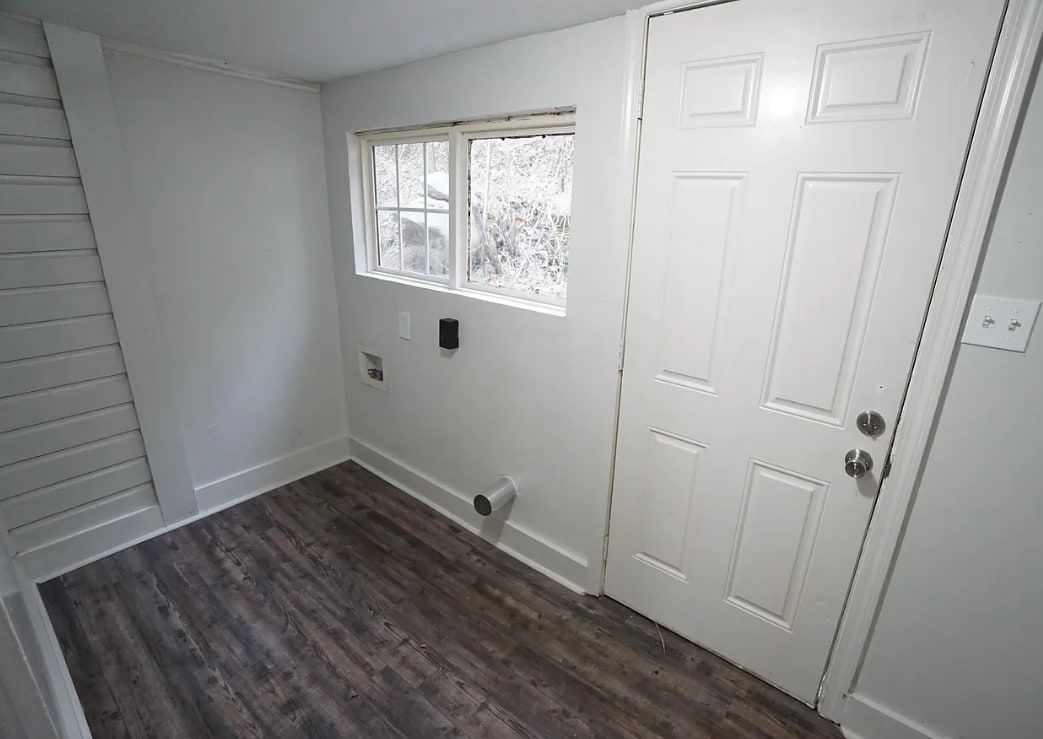 Building Photo - 7017 4th Ave S