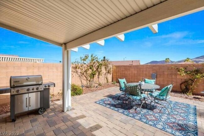 Building Photo - 1811 Puerto Way