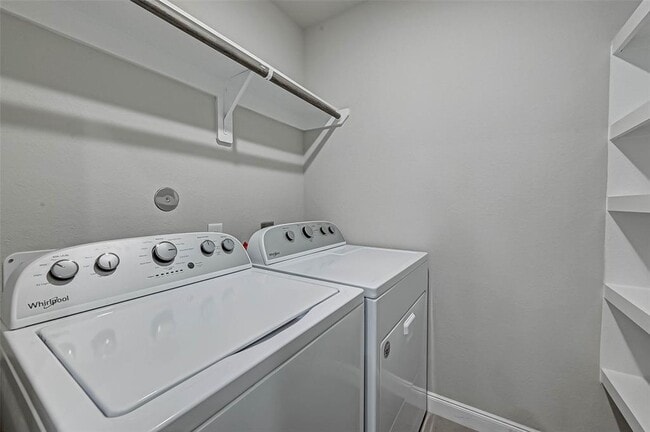 Building Photo - 4411 Upland Stream Ln