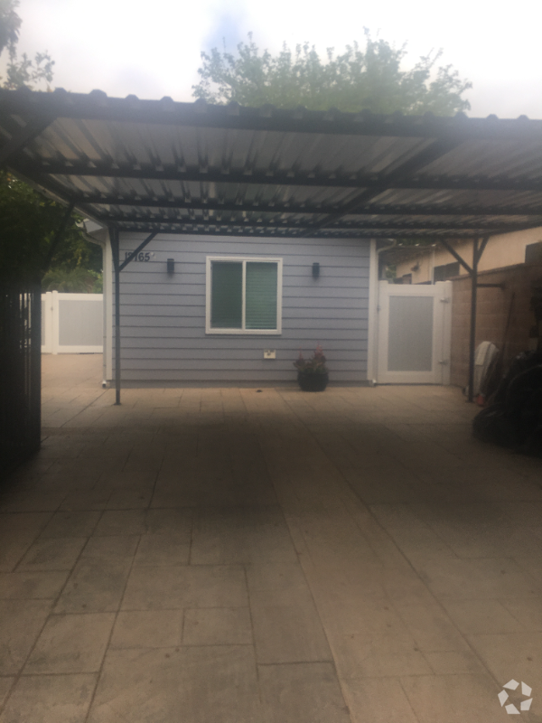Building Photo - 12765 La Maida St