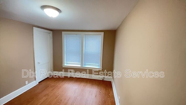 Building Photo - 1104 Fourteenth Avenue