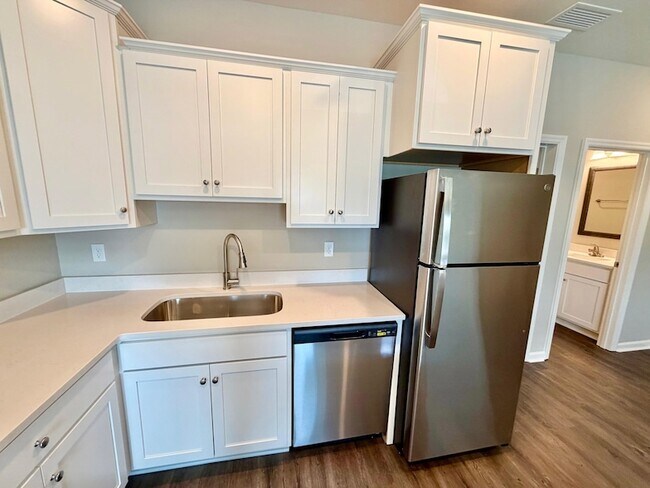 Building Photo - 1974 Midyette Rd