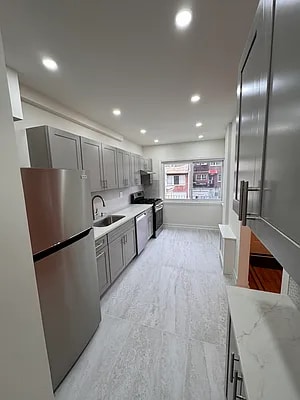 Building Photo - 99-39-99-65 65th Ave