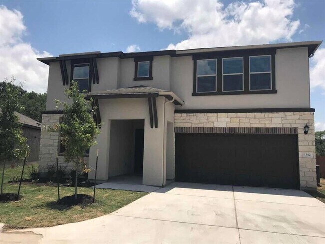 Building Photo - 1352 Eagle Ridge Trail
