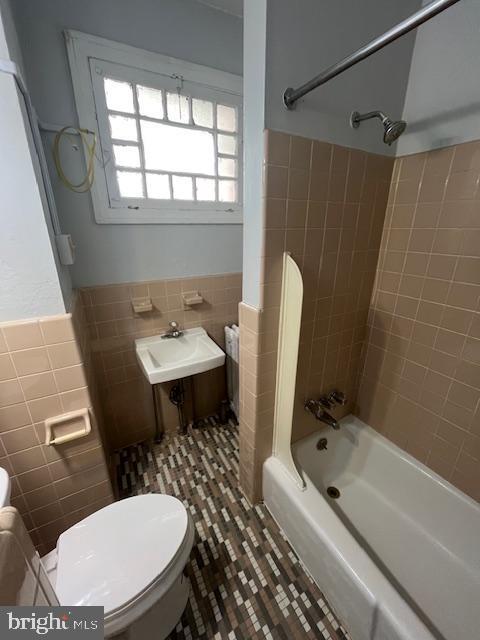 Building Photo - 35 W Main St