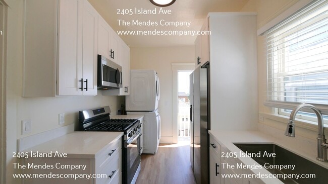 Building Photo - 2405 Island Ave