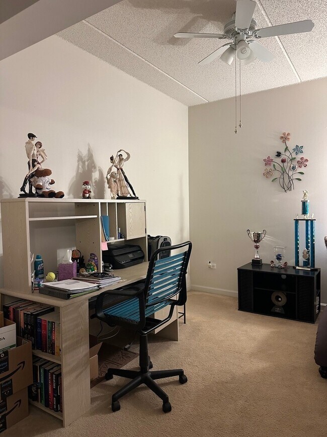 Building Photo - 6420 Double Eagle Dr