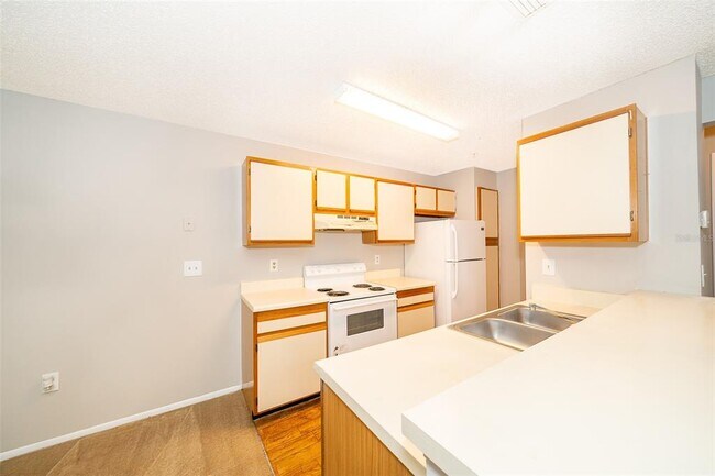 Building Photo - 956 Salt Pond Pl