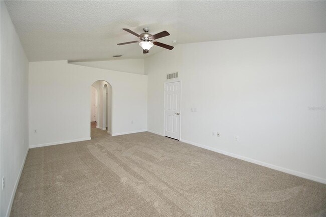 Building Photo - 36 Frenora Ln