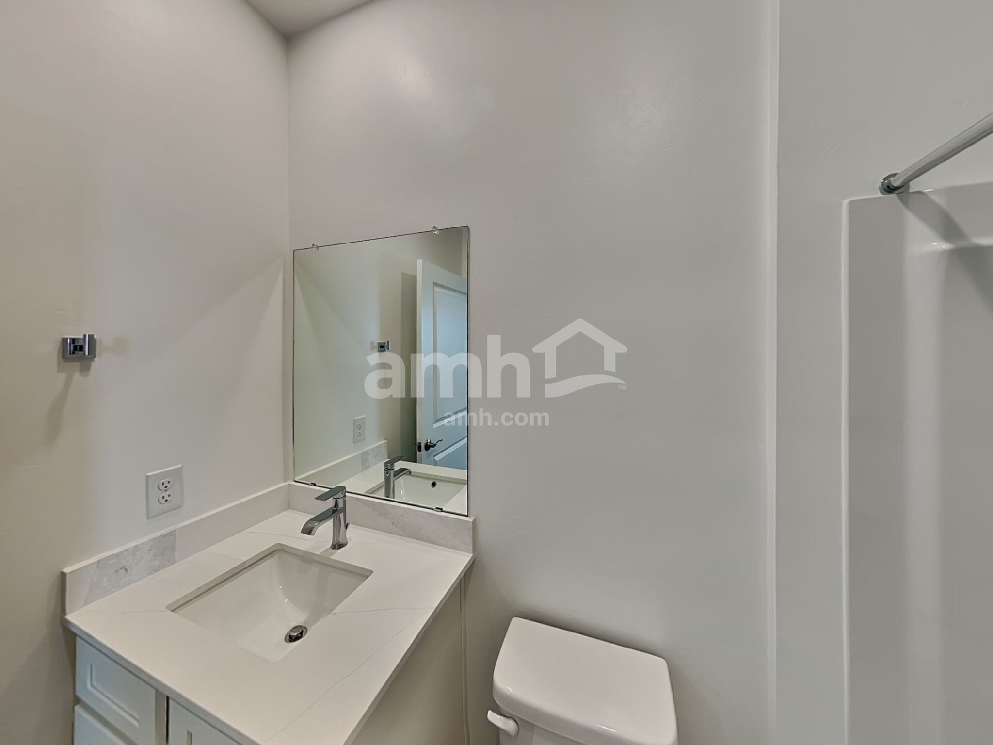 Building Photo - 7352 S Avenida Obelo