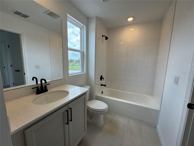 Building Photo - BRAND NEW 4-Bedroom in Saint Cloud!
