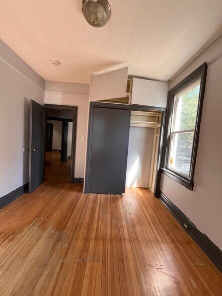 Building Photo - 36 Rutgers Ave