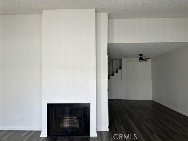 Building Photo - 25018 Eshelman Ave