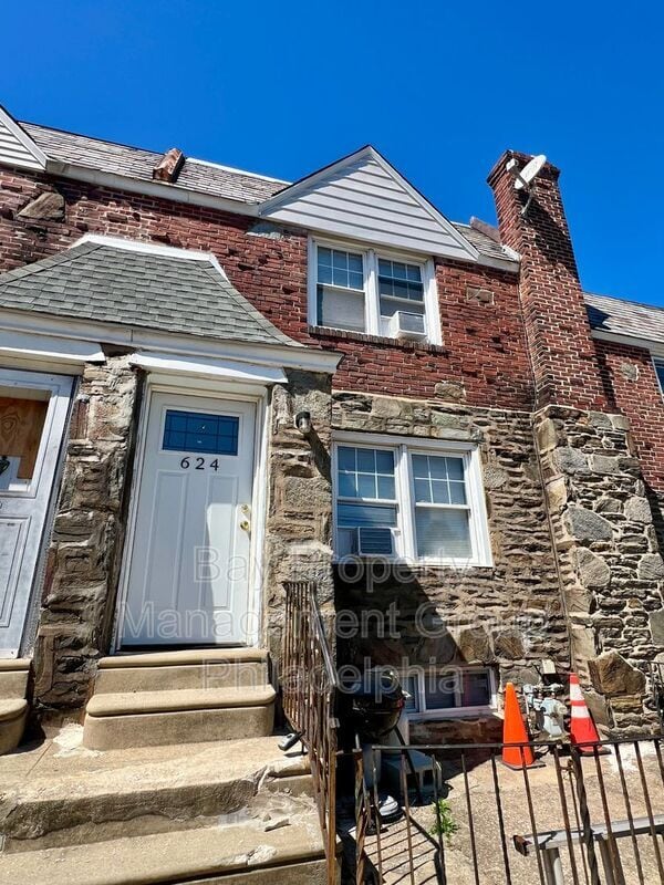 Building Photo - 624 Briarcliff Rd