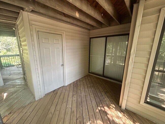 Building Photo - 3609 Juneau Rd