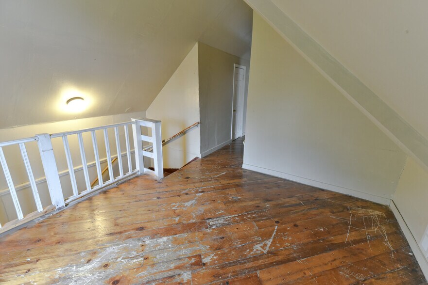 Building Photo - 3407 W Pierce St
