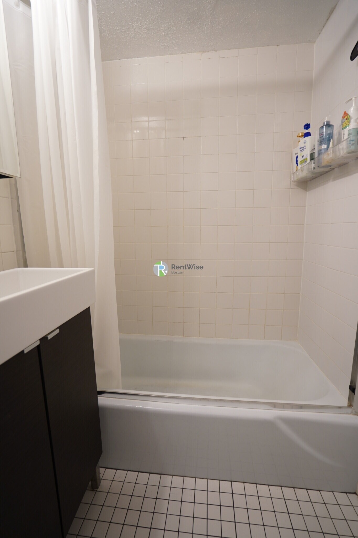 Building Photo - 6 Whittier Pl