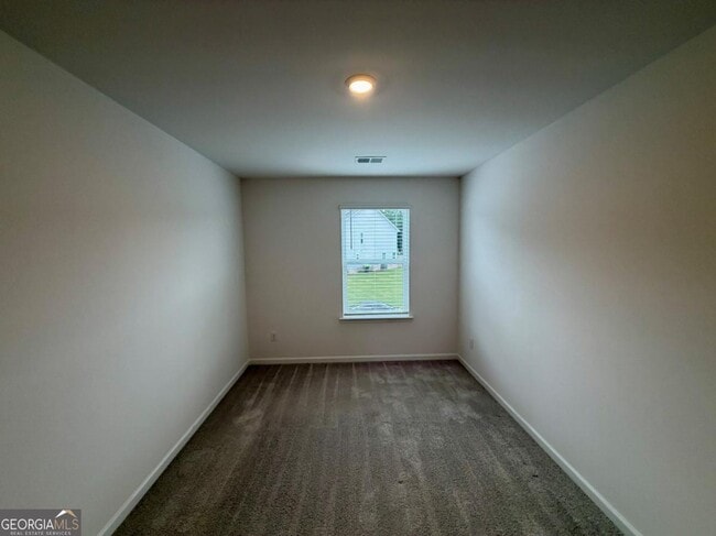 Building Photo - 257 Kenoot Dr