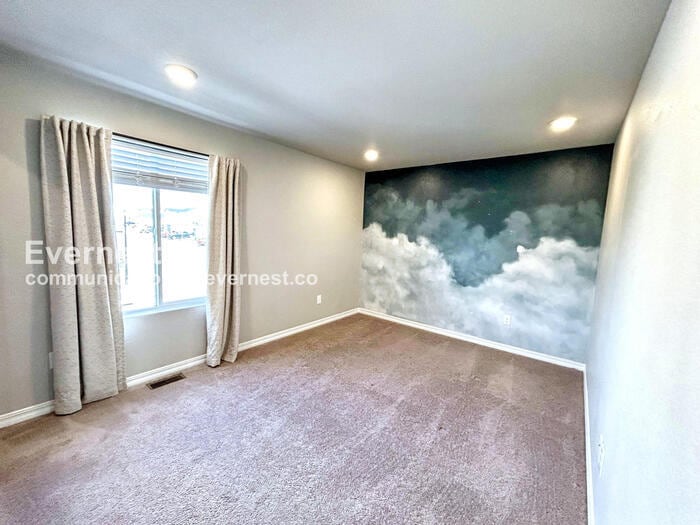 Building Photo - 6047 Mumford Dr.