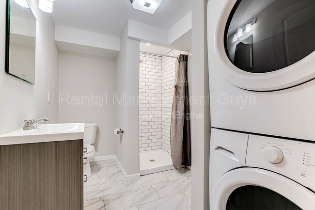 Building Photo - 3714 Kipling Ave